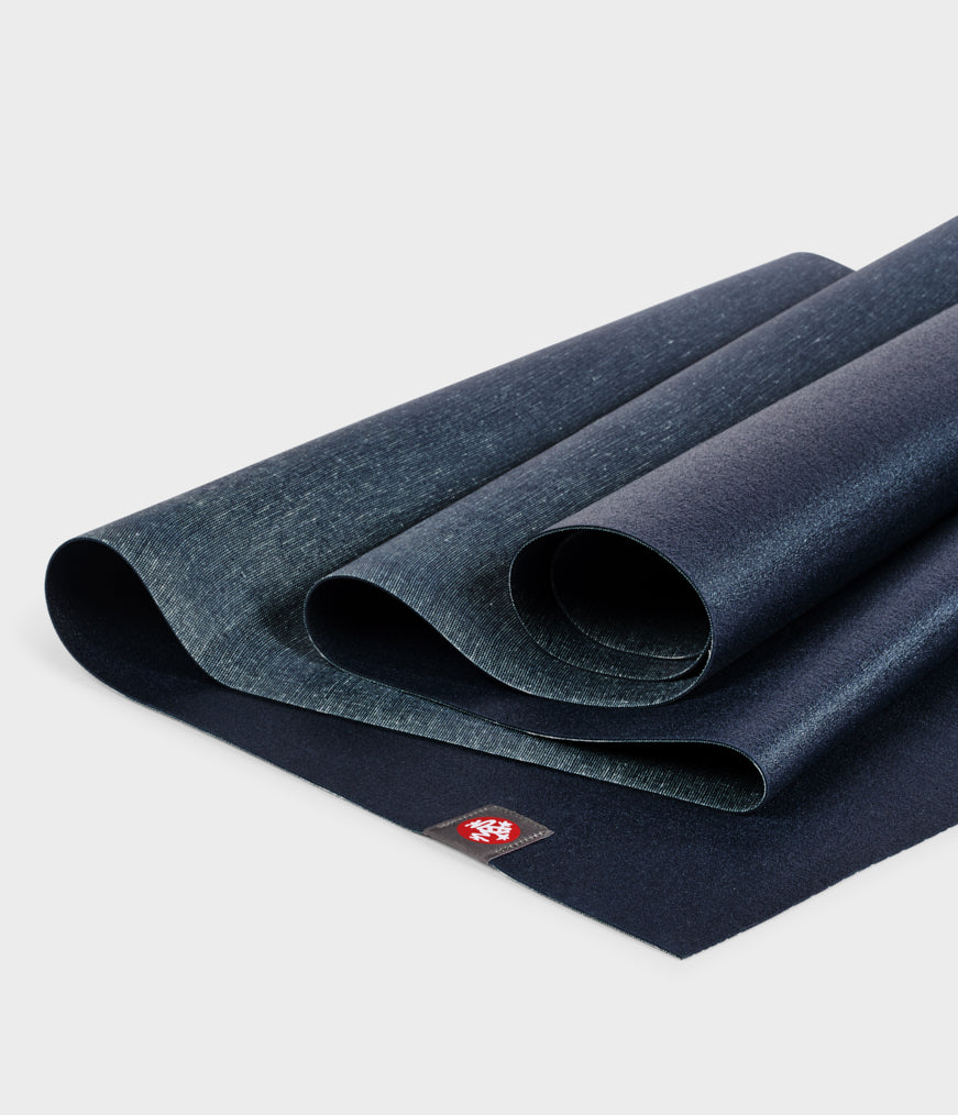 eKO® Superlite Travel Yoga Mat 1.5mm MANDUKA MANDUKA   